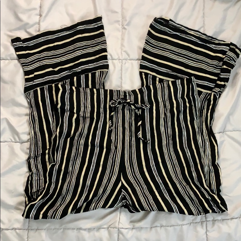 Tilly’s Striped Wide Leg Pants